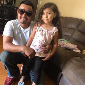 Meet your Posher, Carlitos